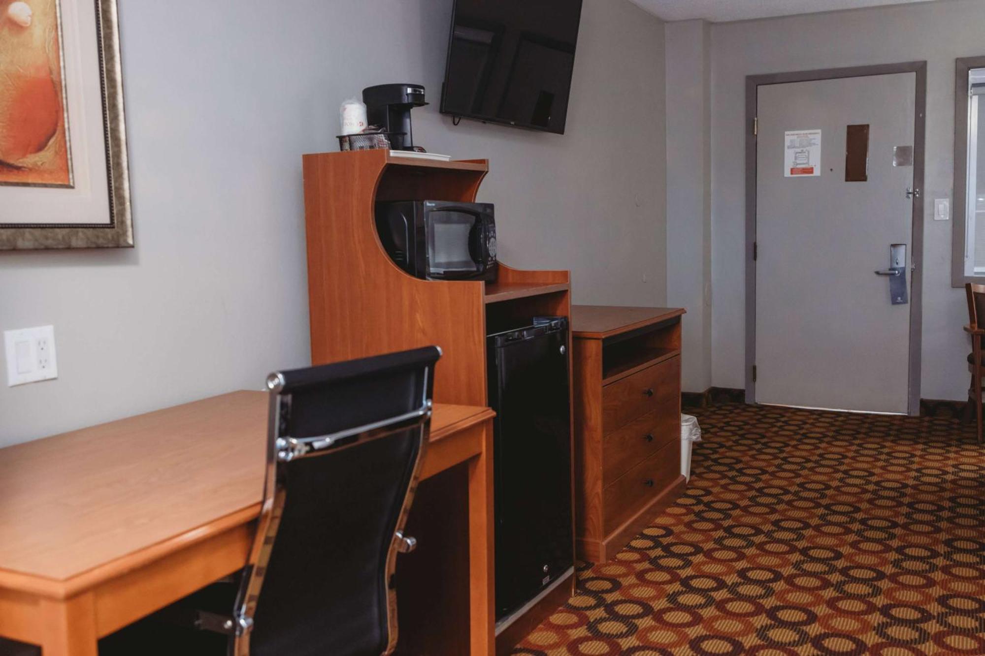 Clarion Inn Appleton Esterno foto